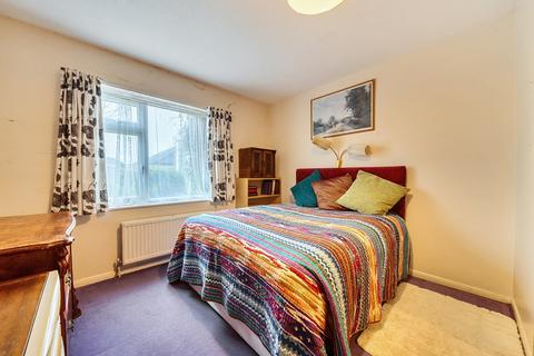 undefined, Partridge Close, Gloucestershire GL10