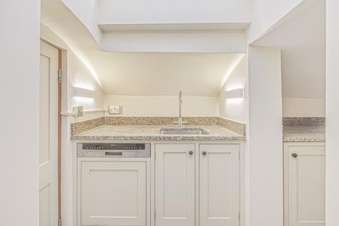 1 bedroom terraced house to rent, Rutland Street, Knightsbridge SW7