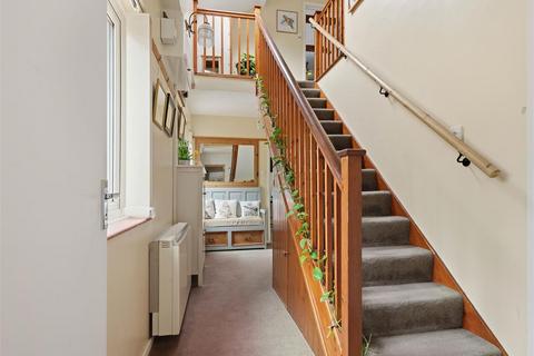 3 bedroom property for sale, Burley Road, Bransgore Christchurch BH23