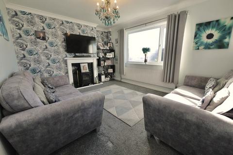 3 bedroom semi-detached house for sale, Hawthorn Avenue, Doncaster DN3