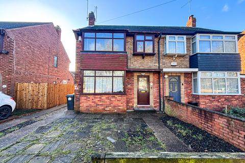 3 bedroom semi-detached house to rent, 77 Inglemire Lane