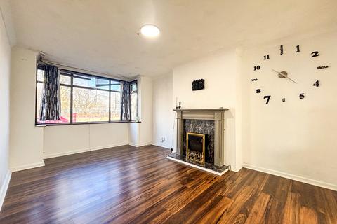3 bedroom semi-detached house to rent, 77 Inglemire Lane