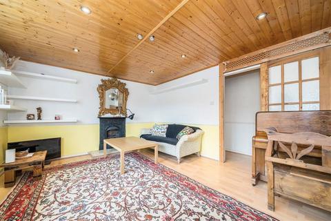 2 bedroom flat to rent, Rathmell Drive, London SW4