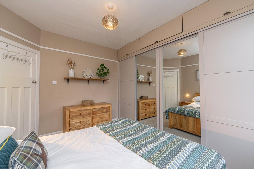 Bedroom 1 Alt