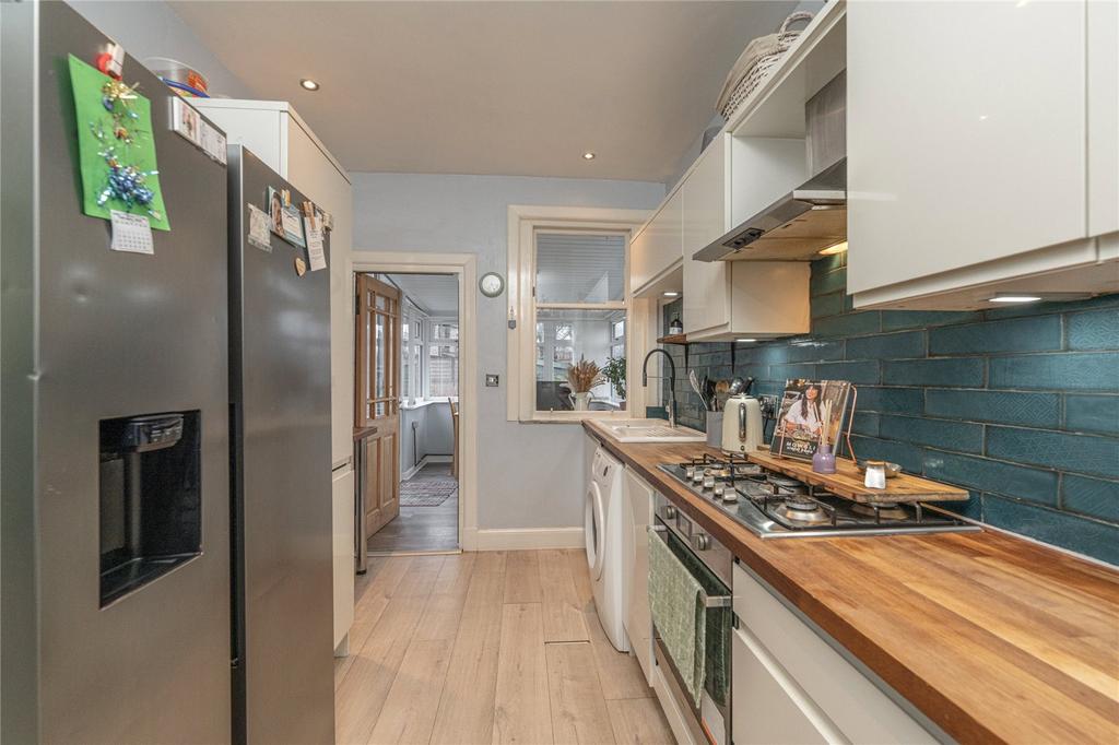 Kitchen Alt