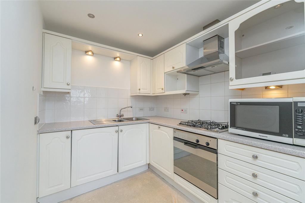 Lounge/Kitchen Alt