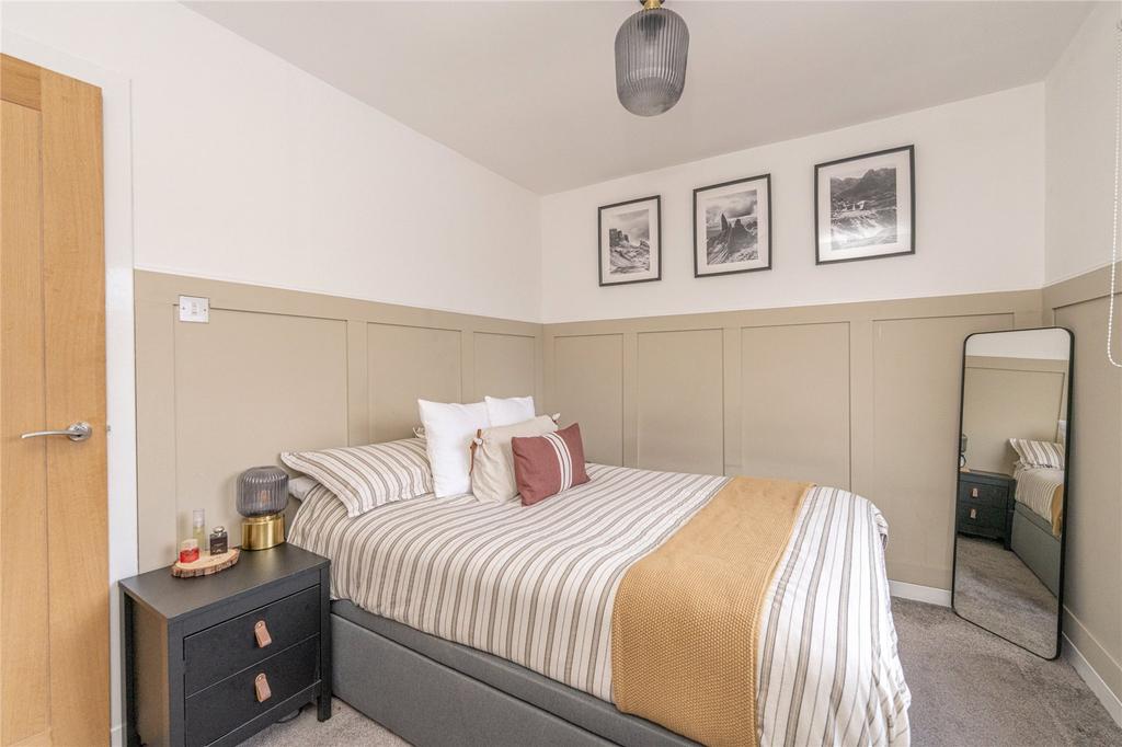 Bedroom 1 Alt
