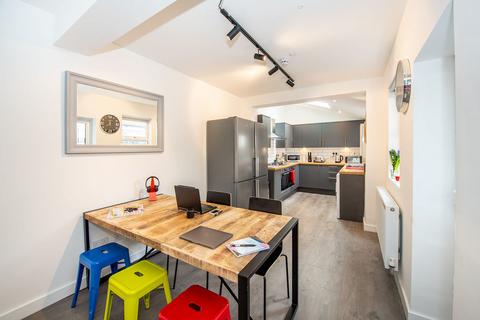 undefined, 47 Halsbury Road