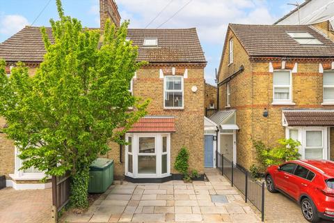 Courthope Villas, London SW19