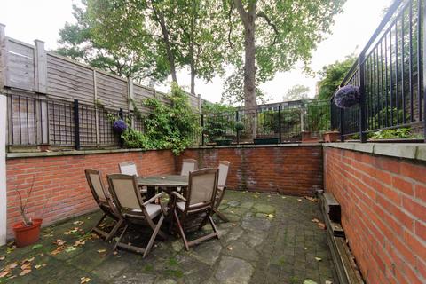 1 bedroom flat to rent, Penywern Road, Earls Court, London, SW5