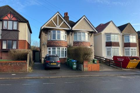 undefined, Broadlands Road