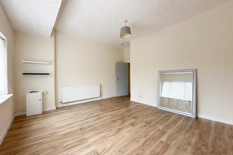 undefined, Liverpool Road, Irlam