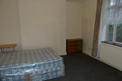 1 bedroom terraced house to rent, St Pauls Avenue, Willesden Green