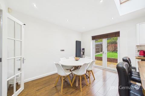 3 bedroom detached house for sale, Elms Avenue, Littleover