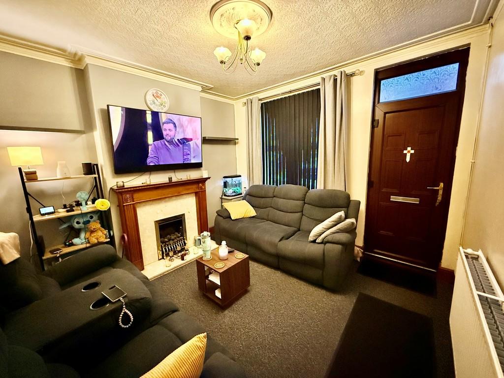 Lounge 2