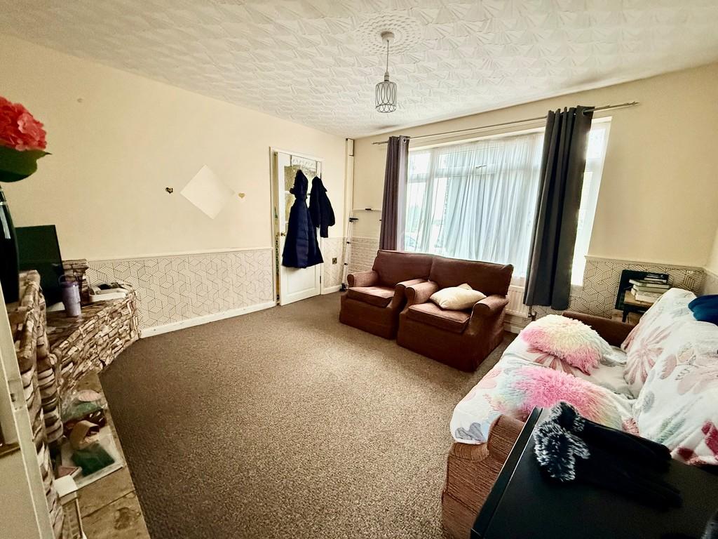 Lounge 2