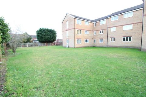2 bedroom apartment to rent, Viceroy Close, Colchester