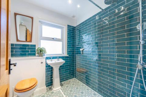 4 bedroom flat for sale, West Ella Road, Harlesden, London, NW10