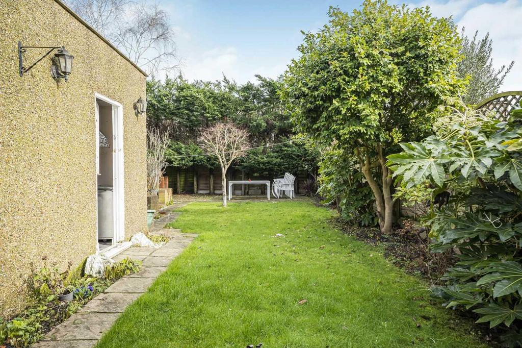 GARDEN (pic 2)