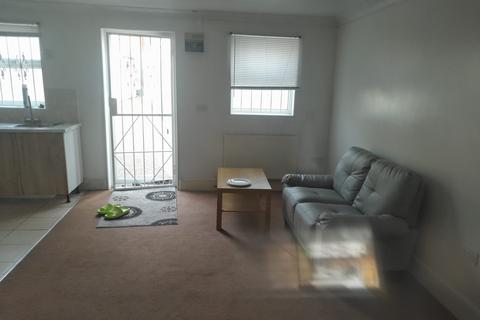 undefined, BEAUTIFUL STUDIO | ALL BILLS IN, Ilford IG1