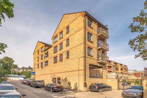 1 bedroom flat to rent, Lewisham Way, London SE4