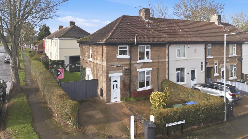 Woodstockroad001