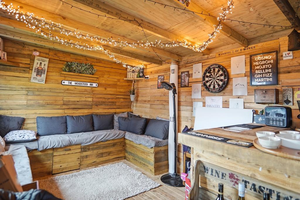 Woodstockroad004