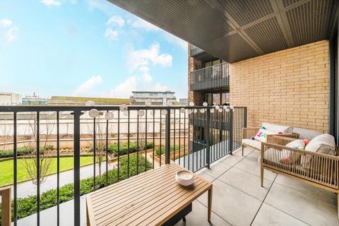 2 bedroom flat for sale, Greyhound Parade, London SW17