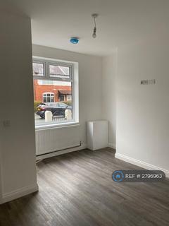 3 bedroom terraced house to rent, Newearth Road, Walkden, M28
