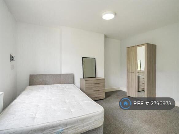 Room 5 Ensuite