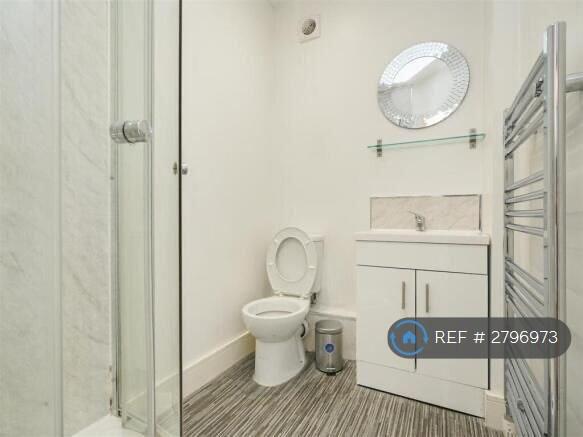 Room 6 Ensuite