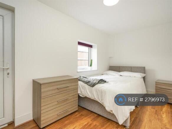 Room2