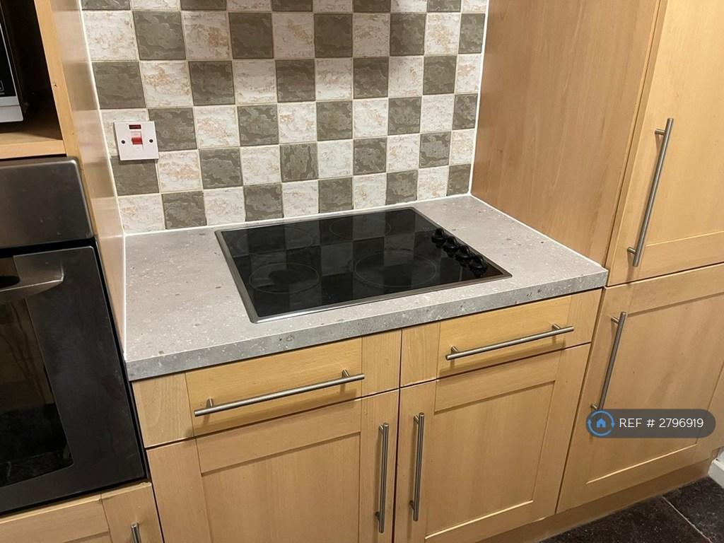 Fitted Kitchen New Worktop Oven Side
