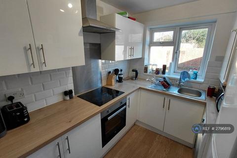 2 bedroom flat to rent, Old Abbey Court, Exeter, EX2