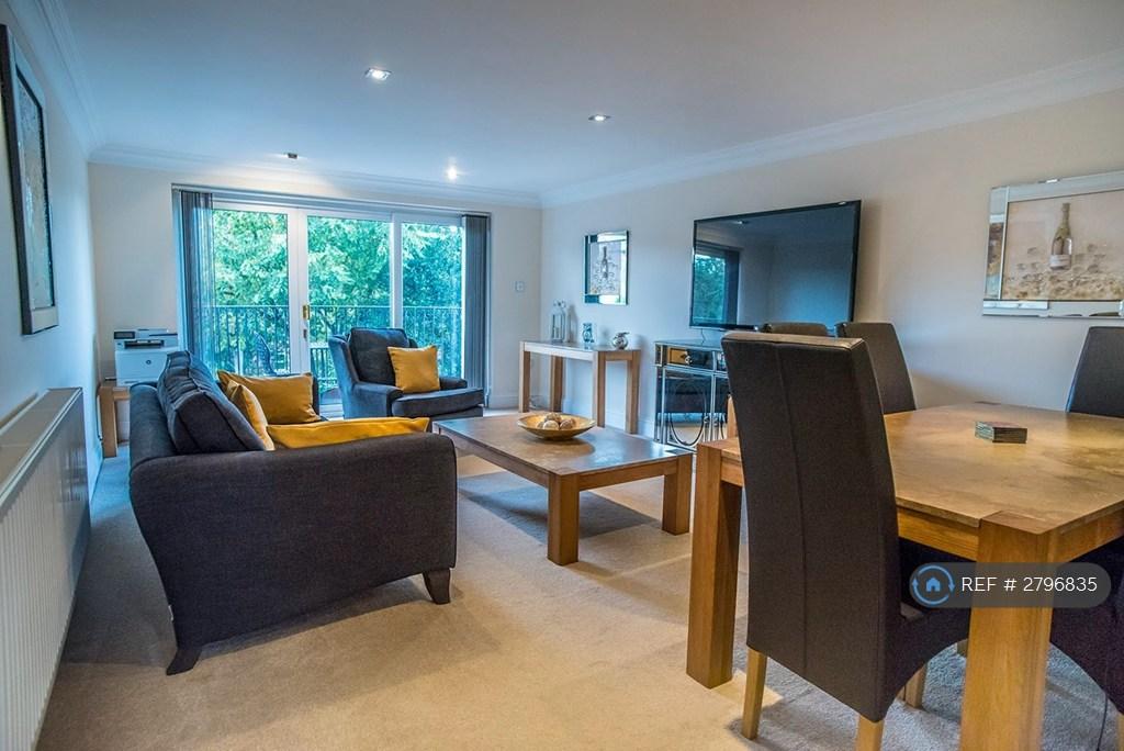 Flat 4 Lounge