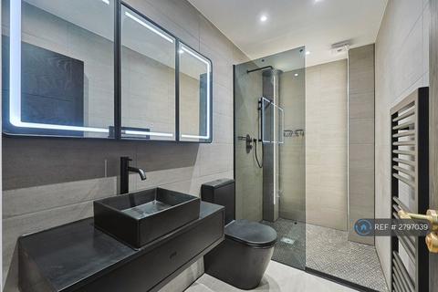 2 bedroom flat to rent, Stanlake Road, London, W12