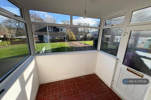 4 bedroom semi-detached house to rent, Slade Gardens, Kirriemuir, DD8