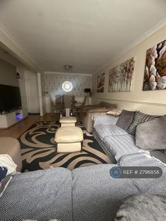 3 bedroom terraced house to rent, Gravary Road, London, E16