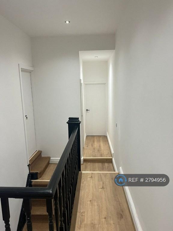 Upstairs Corridor