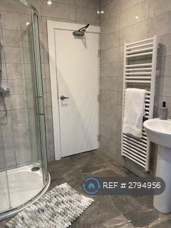 Upstairs Bathroom