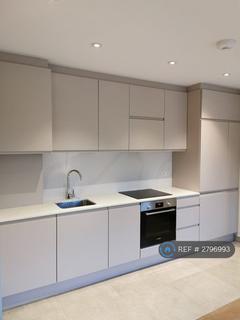 1 bedroom flat to rent, Wandsworth Road, London, SW8