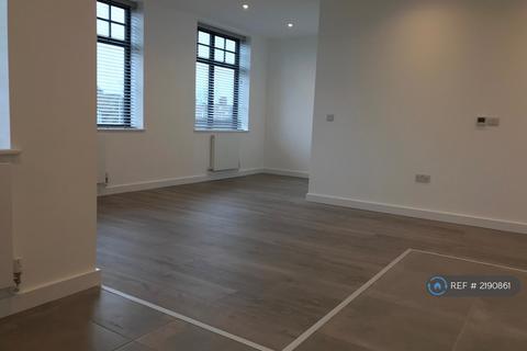 2 bedroom flat to rent, Finchley Road, London, NW11