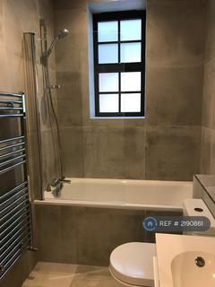 2 bedroom flat to rent, Finchley Road, London, NW11