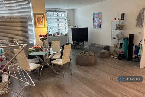 2 bedroom flat to rent, Finchley Road, London, NW11