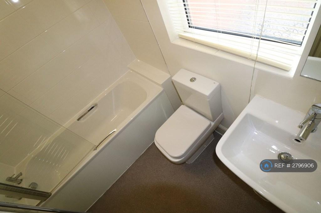 First Floor Bathroom