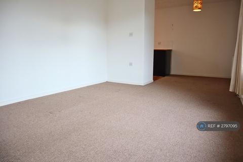 1 bedroom maisonette to rent, St Saviours Gardens, Nottingham, NG2