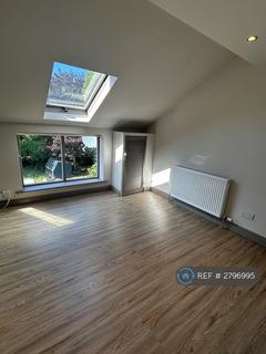 2 bedroom flat to rent, Woodland Lane, Leeds, LS7