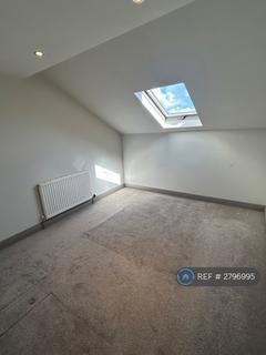 2 bedroom flat to rent, Woodland Lane, Leeds, LS7