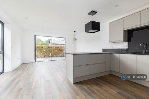 3 bedroom semi-detached house to rent, Church Villas, Staines-Upon-Thames, TW18