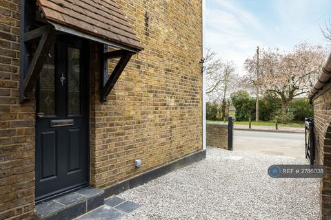 3 bedroom semi-detached house to rent, Church Villas, Staines-Upon-Thames, TW18